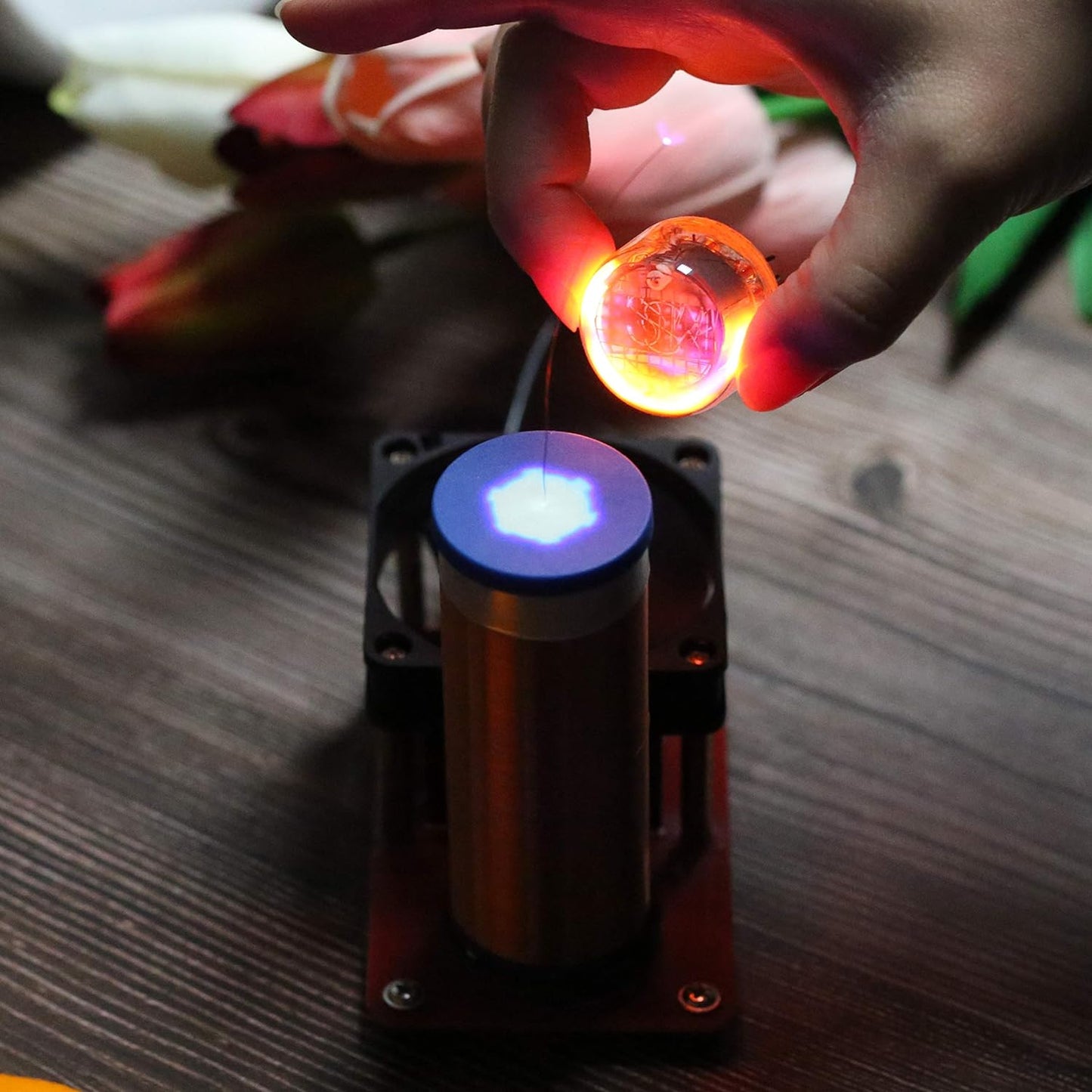 Tesla Coil Wireless Transmission Demonstration Tool Lamp Glow Tube Neon Light YS12